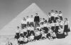 1962 Kairo, Ägypten: Bei den Pyramiden